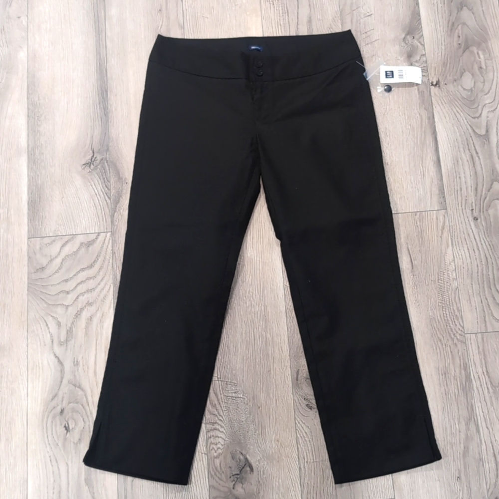 NWT Black Gap Capri Pants, Size 6